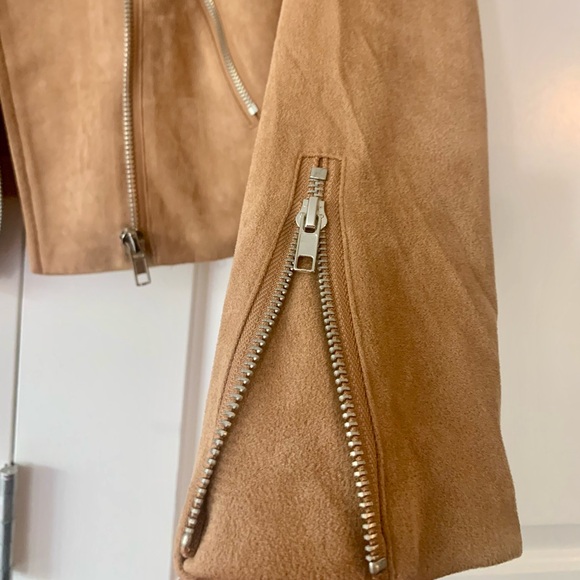 Vici Suede Moto Jacket in Large - Picture 9 of 11
